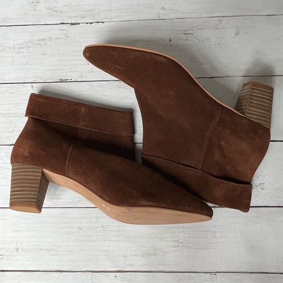Lucky Brand Zaprika Suede Cuffed Bootie Faux Stack Wood Heels NWOB Size 8 1/2 - Picture 11 of 11